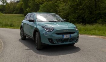 FIAT 600 1.2 110CV HYBRID pieno