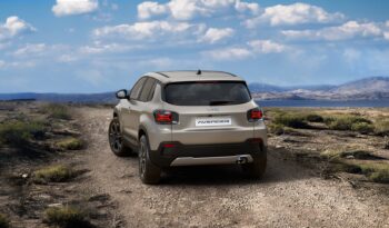 JEEP AVENGER BEV 54 KWH SUMMIT 156CV pieno