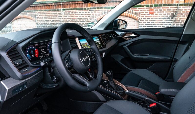 AUDI A1 30 TFSI S Tronic Allstreet Business pieno
