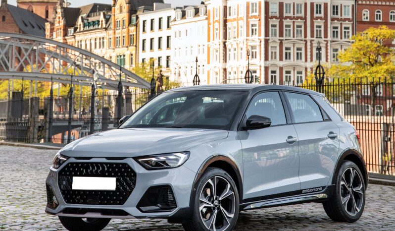 AUDI A1 30 TFSI S Tronic Allstreet Business pieno