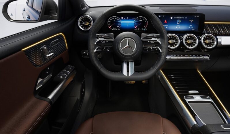 MERCEDES GLB 200 d Business Extra pieno