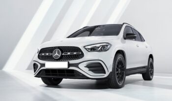 MERCEDES GLA 200 d Business Extra pieno