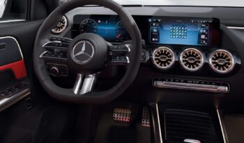 MERCEDES GLA 200 d Business Extra pieno